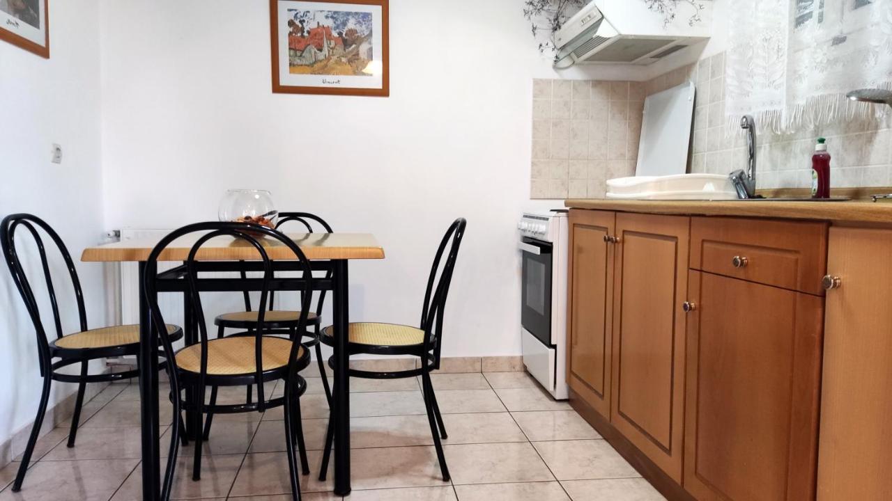 Mirsini Apartments آغيوس غيوريوس المظهر الخارجي الصورة